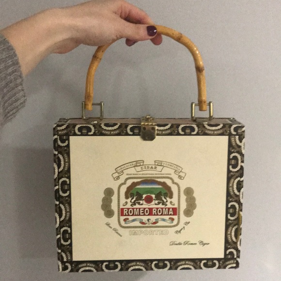 Unique, handmade cigar box bag - Picture 4 of 4
